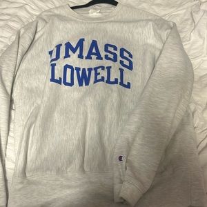 UMASS LOWELL champion crewneck